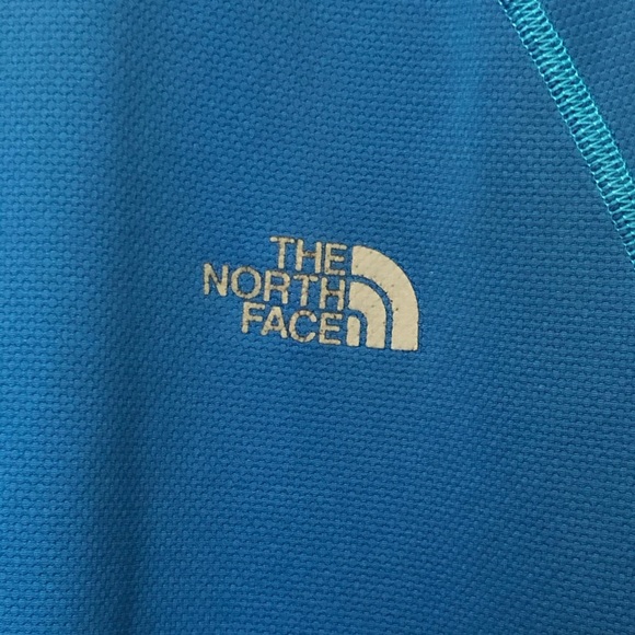 Men’s The North Face Tee (S) - Picture 2 of 5